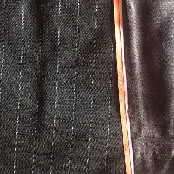 Navy pinstripe suit - Picture 5 of 8
